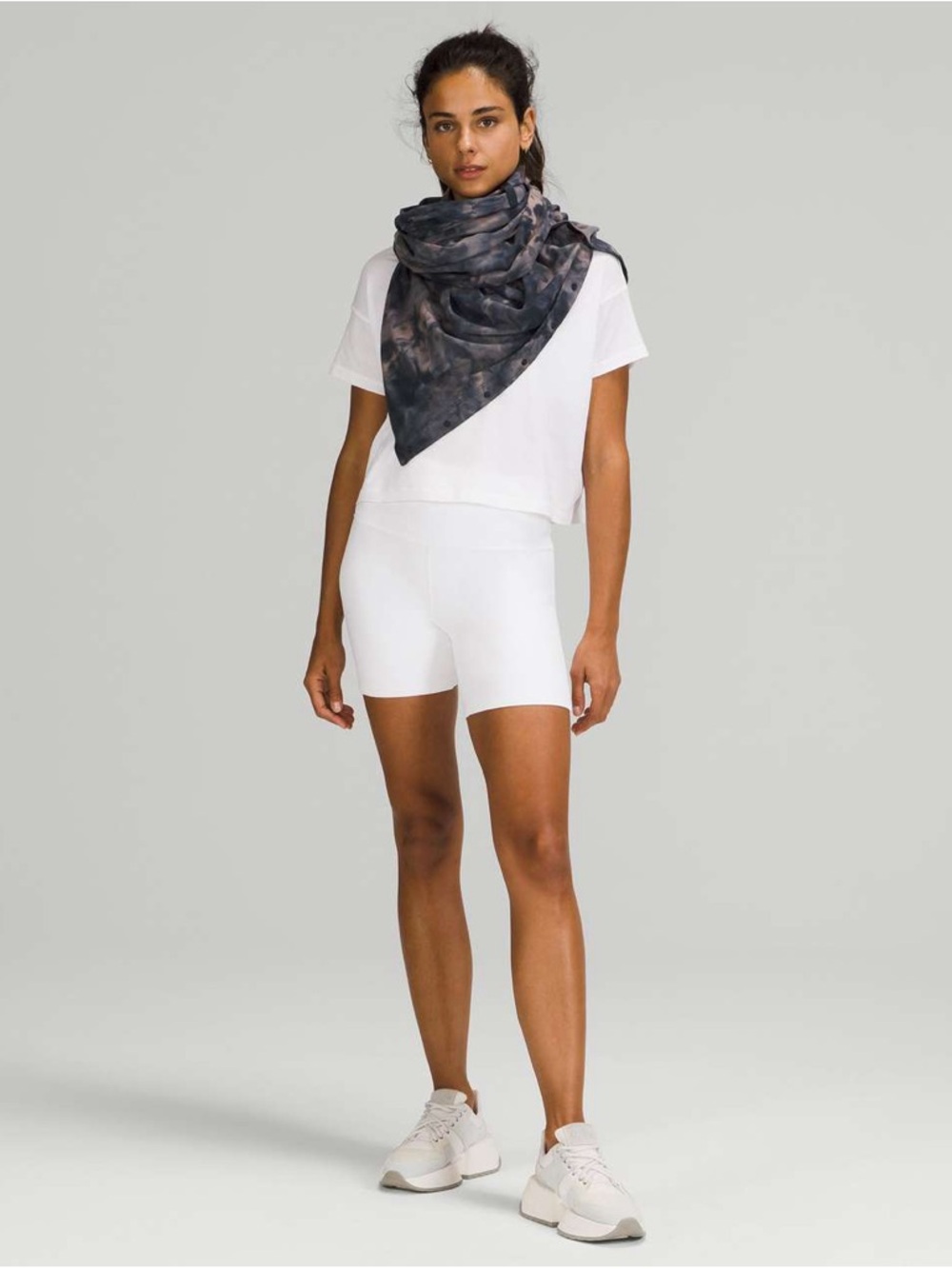 Lululemon Customizable Snap Scarf
Diamond Dye Lunar Rock True Navy